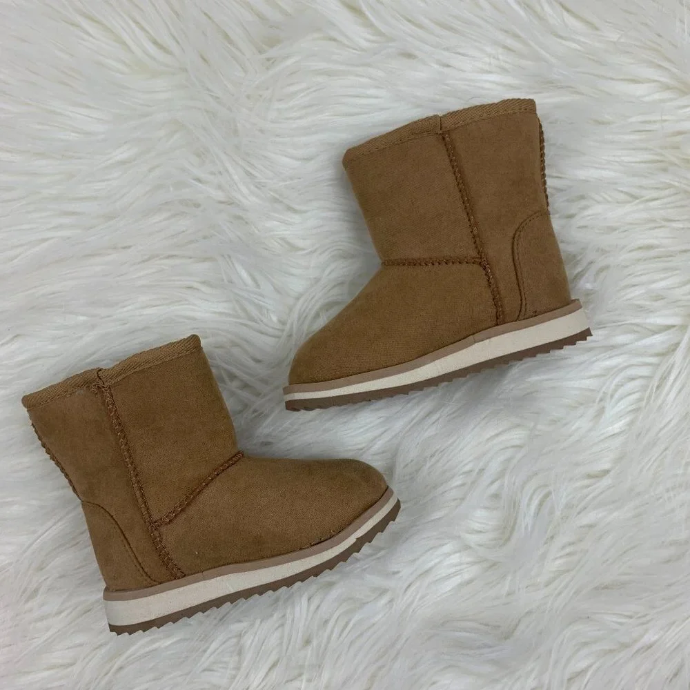 Cozy Faux Shearling Winter Boot Unisex Baby Size 7 New With Tags